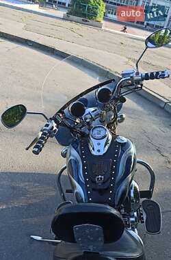 Мотоцикл Чоппер Yamaha Drag Star 650 2001 в 