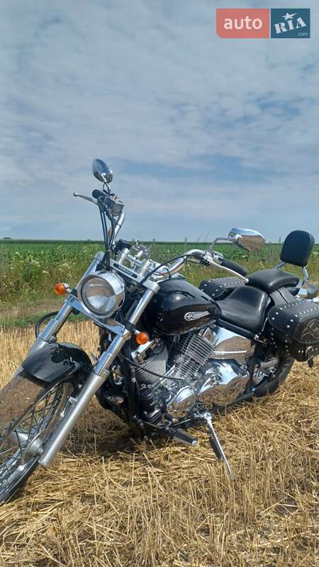 Мотоцикл Кастом Yamaha Dragstar 400 2003 в Каменец-Подольском