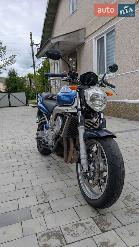 Yamaha Fazer 2005