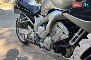 Мотоцикл Спорт-туризм Yamaha Fazer 2004 в 
