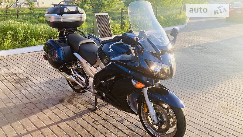 Yamaha fjr1300 top box for sale sale