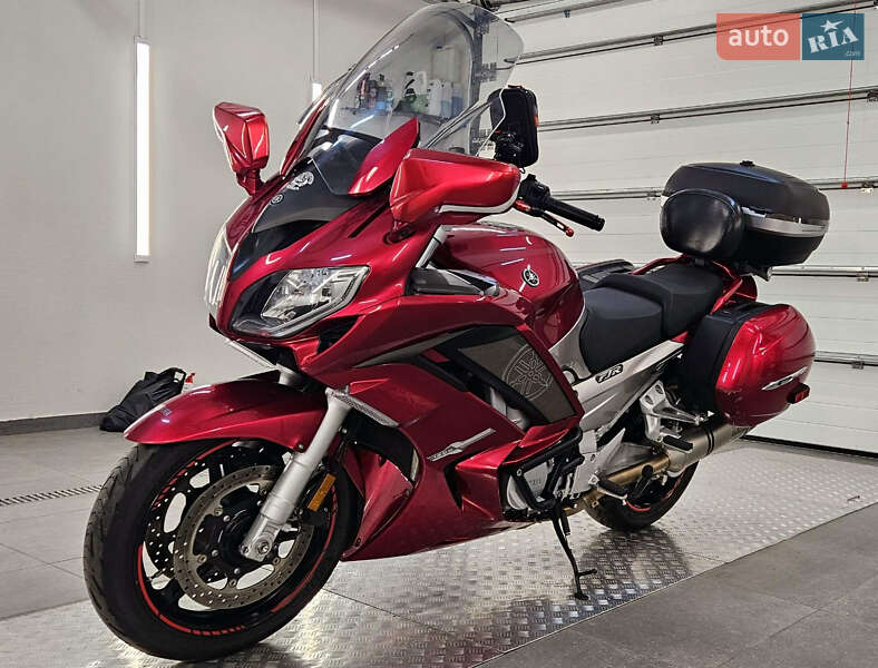 Мотоцикл Спорт-туризм Yamaha FJR 1300 2014 в 