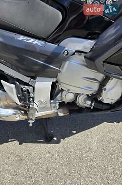 Мотоцикл Спорт-туризм Yamaha FJR 1300 2018 в 
