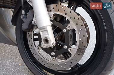 Мотоцикл Многоцелевой (All-round) Yamaha FJR 1300 2013 в  фото 16 Мотоцикл Многоцелевой (All-round) Yamaha FJR 1300 2013 в