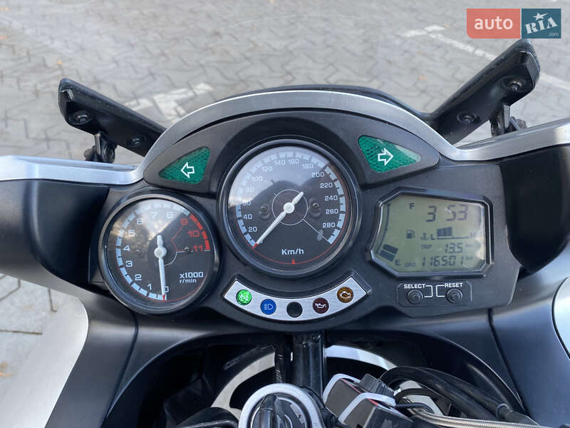 Мотоцикл Спорт-туризм Yamaha FJR 1300 2002 в Тернополі фото 11 Мотоцикл Спорт-туризм Yamaha FJR 1300 2002 в Тернополі