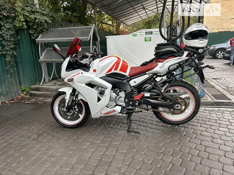 Мотоцикл Спорт-туризм Yamaha FZ-1 2008 в Тернополе
