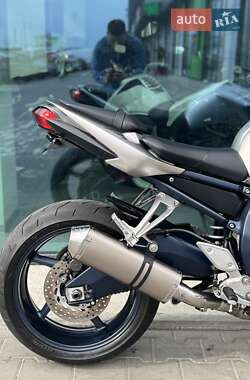 Мотоцикл Без обтекателей (Naked bike) Yamaha FZ-1 2007 в 