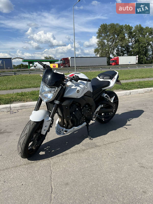 Мотоцикл Без обтекателей (Naked bike) Yamaha FZ-1 2008 в Полтаве