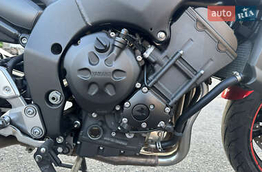Мотоцикл Спорт-туризм Yamaha FZ-1 2011 в 