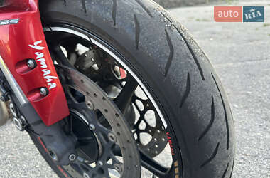 Мотоцикл Спорт-туризм Yamaha FZ-1 2011 в 