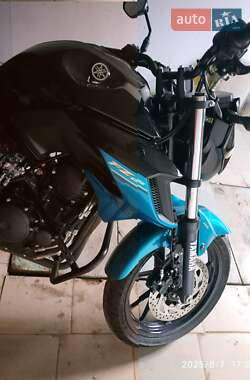 Мотоцикл Спорт-туризм Yamaha FZ 25 2025 в 