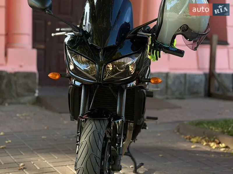 Yamaha FZ-S 2012