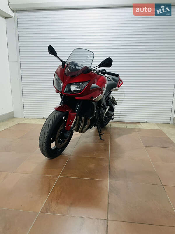 Yamaha FZ1 Fazer 2011