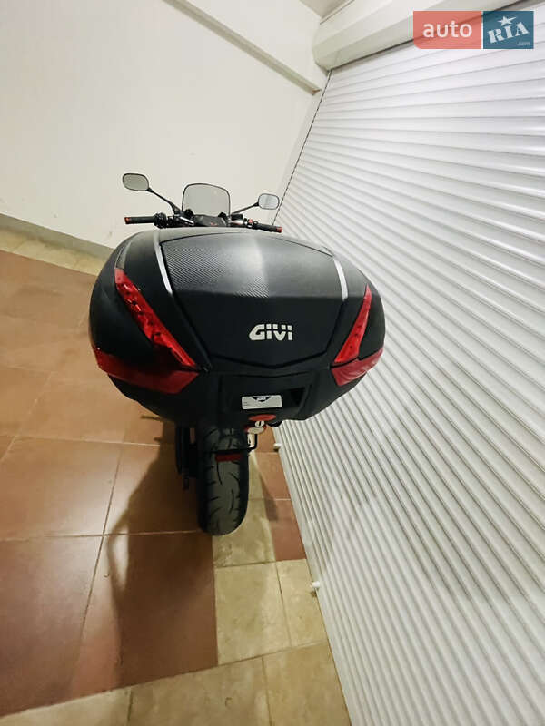 Мотоцикл Спорт-туризм Yamaha FZ1 Fazer 2013 в Киеве фото 21 Мотоцикл Спорт-туризм Yamaha FZ1 Fazer 2013 в Киеве