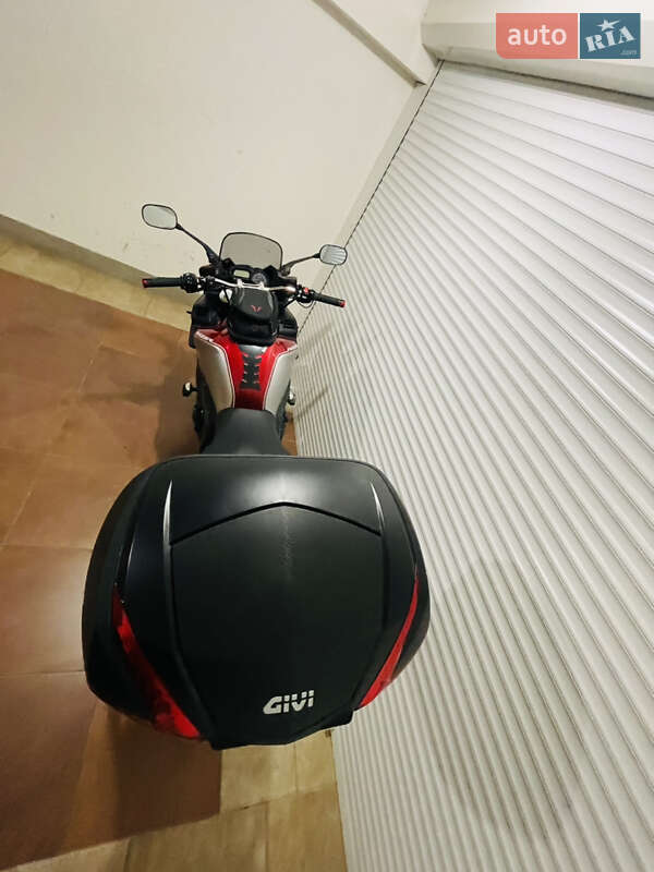 Мотоцикл Спорт-туризм Yamaha FZ1 Fazer 2013 в Киеве фото 27 Мотоцикл Спорт-туризм Yamaha FZ1 Fazer 2013 в Киеве