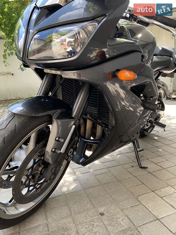 Мотоцикл Спорт-туризм Yamaha FZ1 Fazer 2010 в Одессе