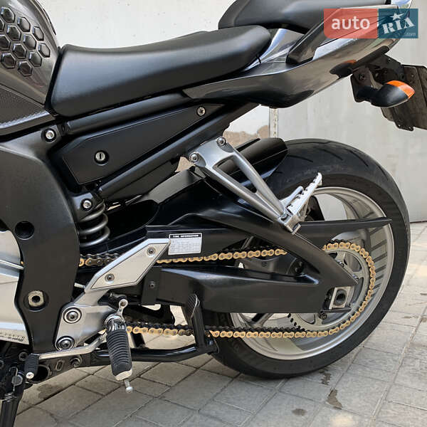 Мотоцикл Спорт-туризм Yamaha FZ1 Fazer 2010 в Одессе