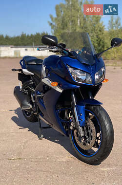 Мотоцикл Спорт-туризм Yamaha FZ1 Fazer 2011 в Сновске