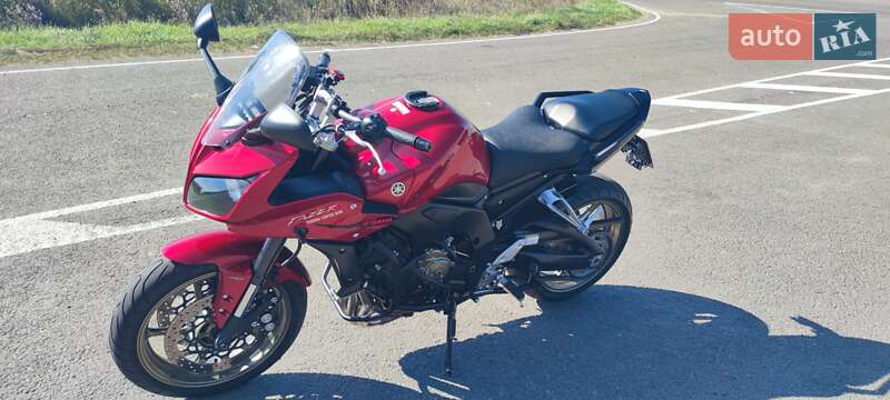 Мотоцикл Спорт-туризм Yamaha FZ1 Fazer 2011 в Прилуках