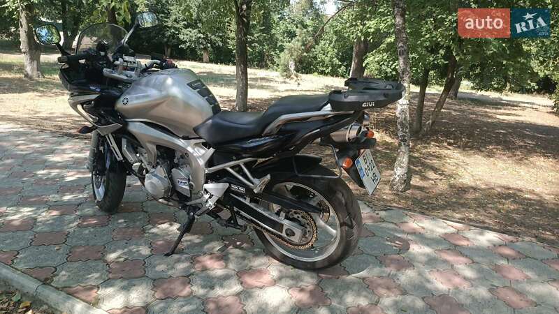Мотоцикл Спорт-туризм Yamaha FZ6 Fazer 2004 в Ізюмі