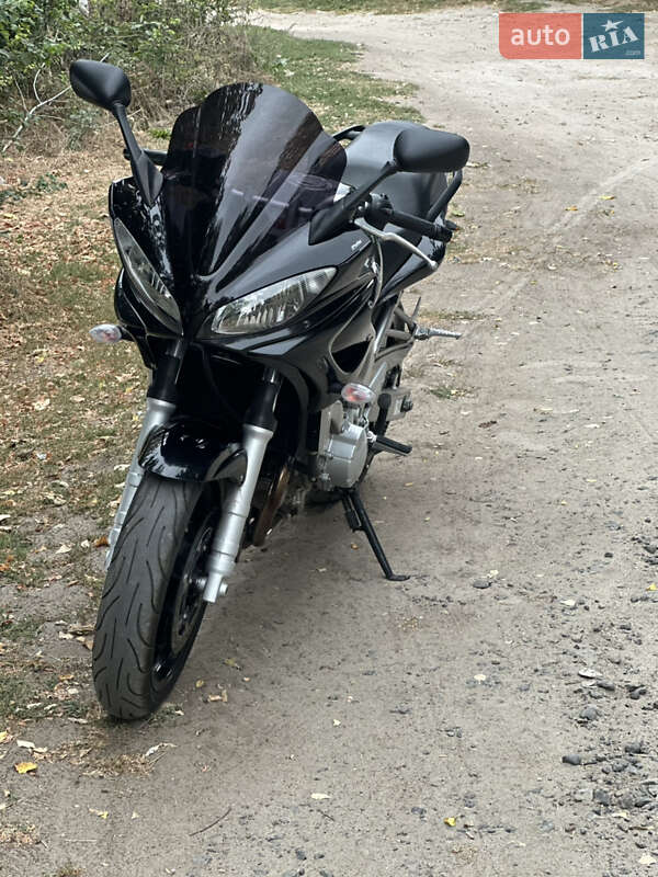 Мотоцикл Спорт-туризм Yamaha FZ6 Fazer 2006 в Козині