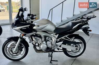 Мотоцикл Спорт-туризм Yamaha FZ6 Fazer 2004 в 