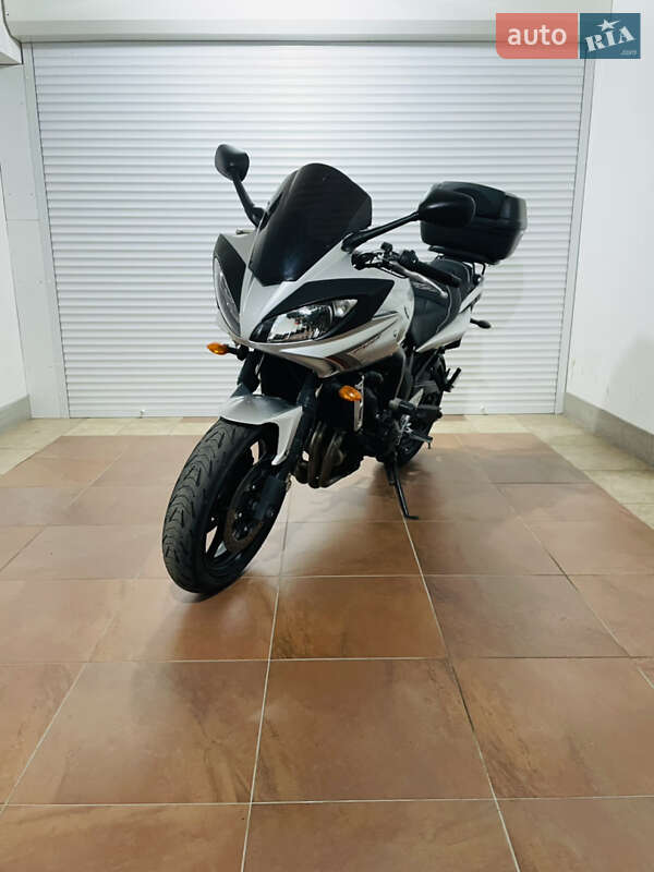 Мотоцикл Спорт-туризм Yamaha FZ6 Fazer 2009 в Киеве