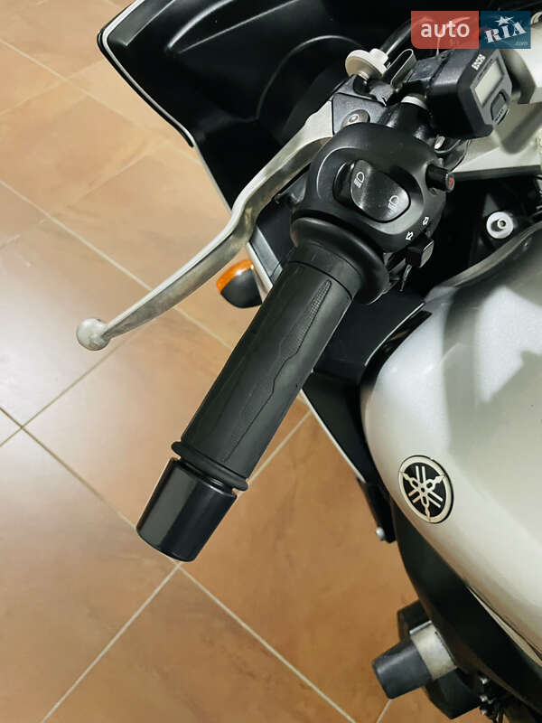 Мотоцикл Спорт-туризм Yamaha FZ6 Fazer 2009 в Киеве