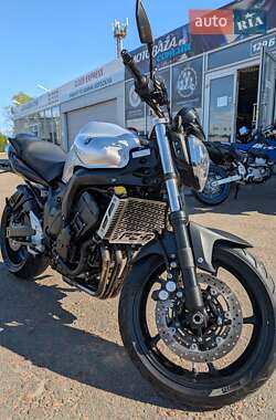 Мотоцикл Без обтекателей (Naked bike) Yamaha FZ6 N 2010 в 
