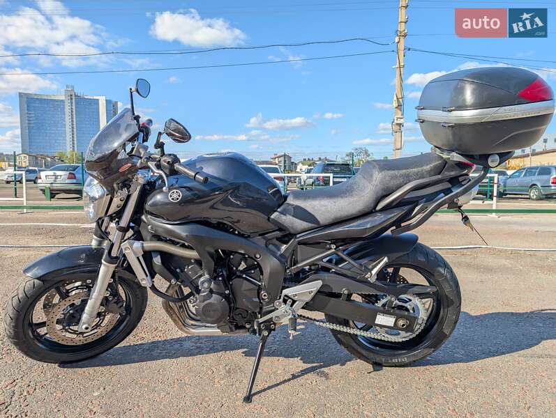 Yamaha FZ6 N 2006