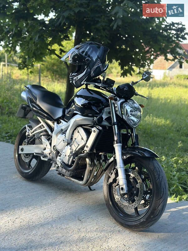 Yamaha FZ6 N 2004
