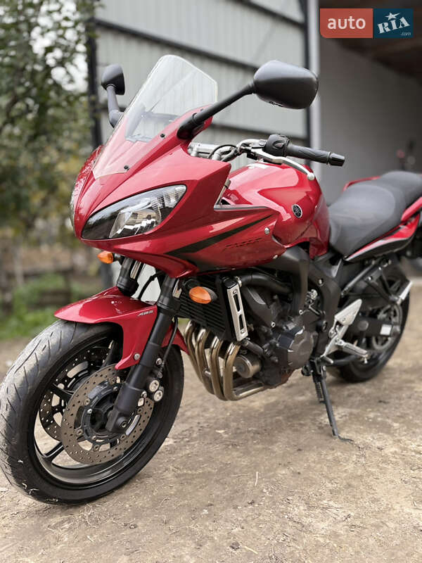 Yamaha FZ6 S2 2013 Yamaha FZ6 S2 2013