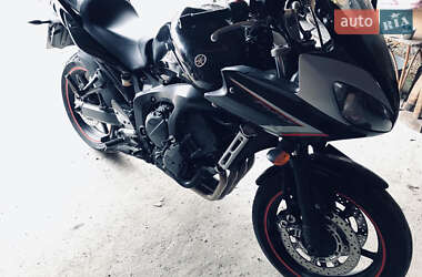 Мотоцикл Спорт-туризм Yamaha FZ6 2010 в Умані