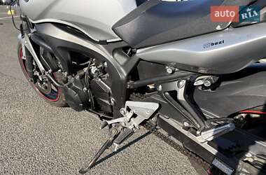 Мотоцикл Спорт-туризм Yamaha FZ6 2009 в 