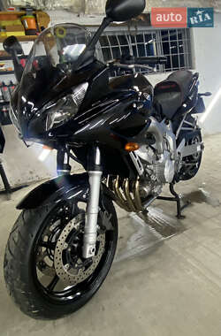 Мотоцикл Туризм Yamaha FZ6 2005 в 