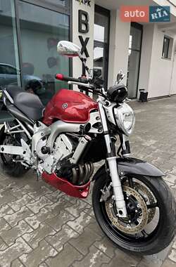 Мотоцикл Без обтекателей (Naked bike) Yamaha FZ6 2006 в 
