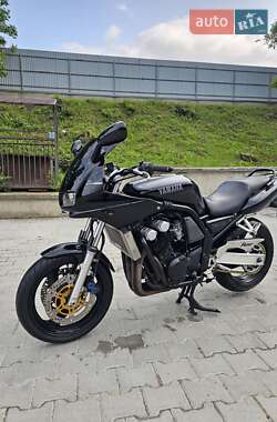 Мотоцикл Спорт-туризм Yamaha FZ6 1999 в 