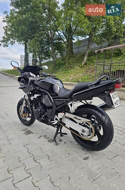 Мотоцикл Спорт-туризм Yamaha FZ6 1999 в 