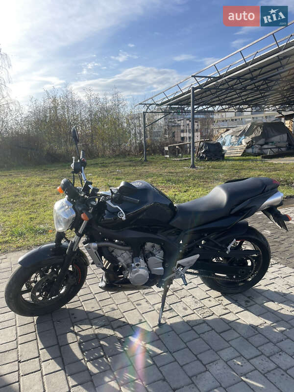 Мотоцикл Без обтекателей (Naked bike) Yamaha FZ6 2004 в Львове