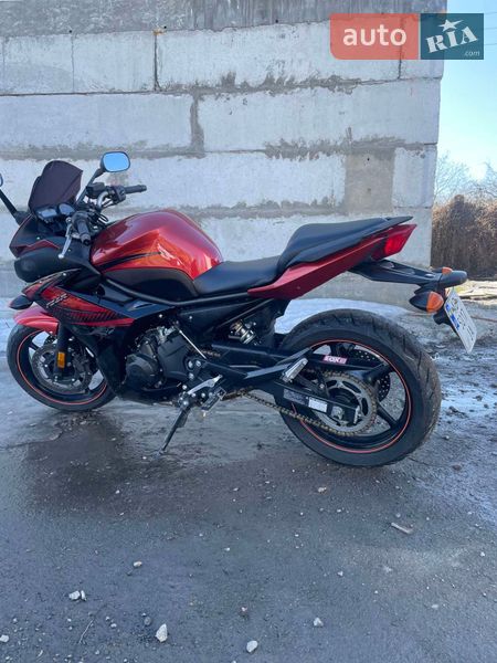 Мотоцикл Без обтекателей (Naked bike) Yamaha FZ6 2016 в Ладыжине