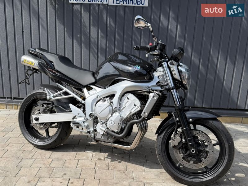 Мотоцикл Без обтекателей (Naked bike) Yamaha FZ6 2004 в Новомосковске фото 3 Мотоцикл Без обтекателей (Naked bike) Yamaha FZ6 2004 в Новомосковске