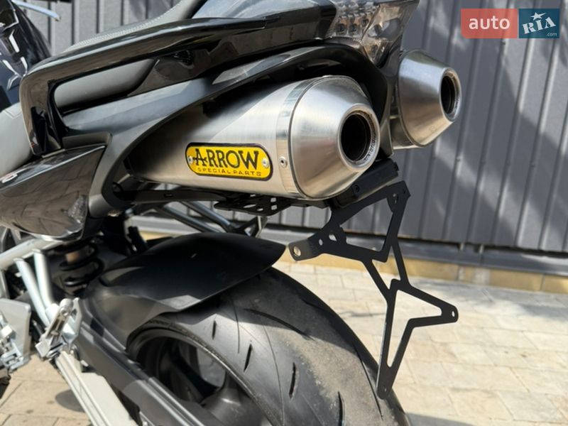 Мотоцикл Без обтекателей (Naked bike) Yamaha FZ6 2004 в Новомосковске фото 12 Мотоцикл Без обтекателей (Naked bike) Yamaha FZ6 2004 в Новомосковске