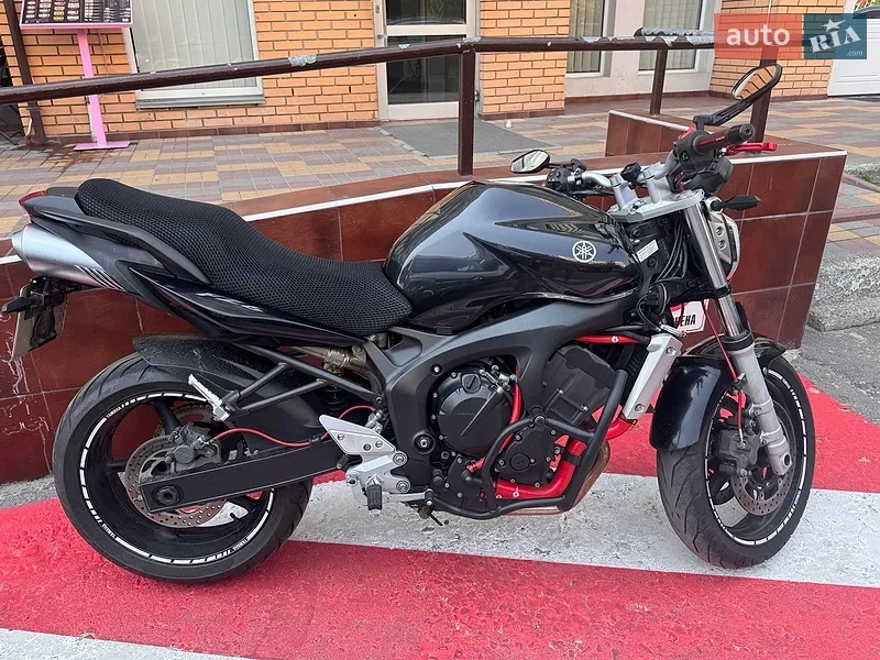 Yamaha FZ6 2006