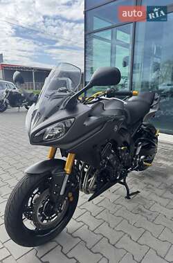 Мотоцикл Спорт-туризм Yamaha FZ8 2014 в 