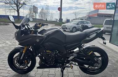 Мотоцикл Спорт-туризм Yamaha FZ8 2014 в 