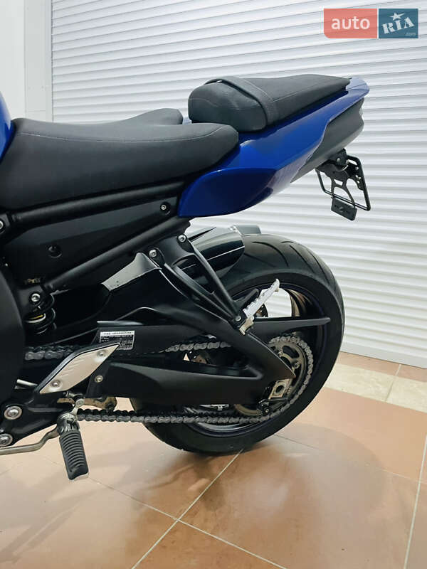 Мотоцикл Без обтекателей (Naked bike) Yamaha FZ8 2014 в Киеве