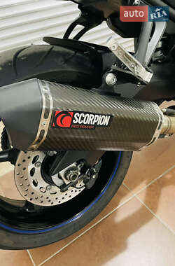 Мотоцикл Без обтекателей (Naked bike) Yamaha FZ8 2014 в Киеве