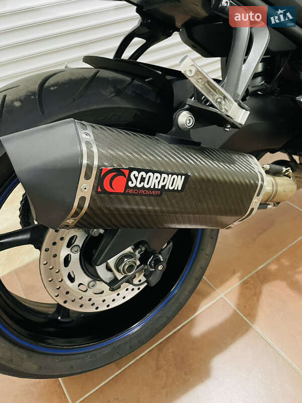 Мотоцикл Без обтекателей (Naked bike) Yamaha FZ8 2014 в Киеве