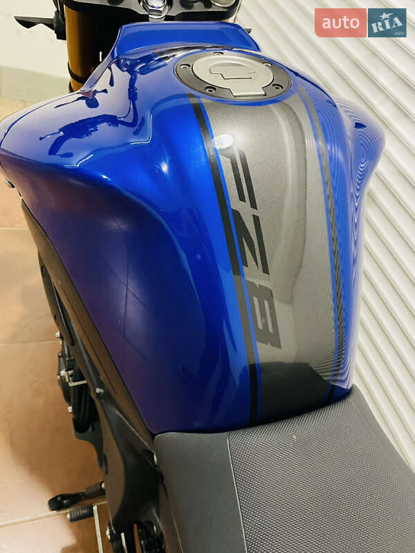 Мотоцикл Без обтекателей (Naked bike) Yamaha FZ8 2014 в Киеве