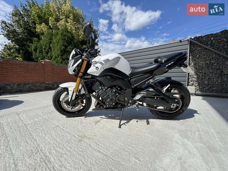 Мотоцикл Без обтекателей (Naked bike) Yamaha FZ8 2013 в Киеве фото 2 Мотоцикл Без обтекателей (Naked bike) Yamaha FZ8 2013 в Киеве